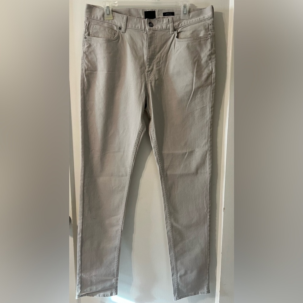 H&M men’s denim pants size 33